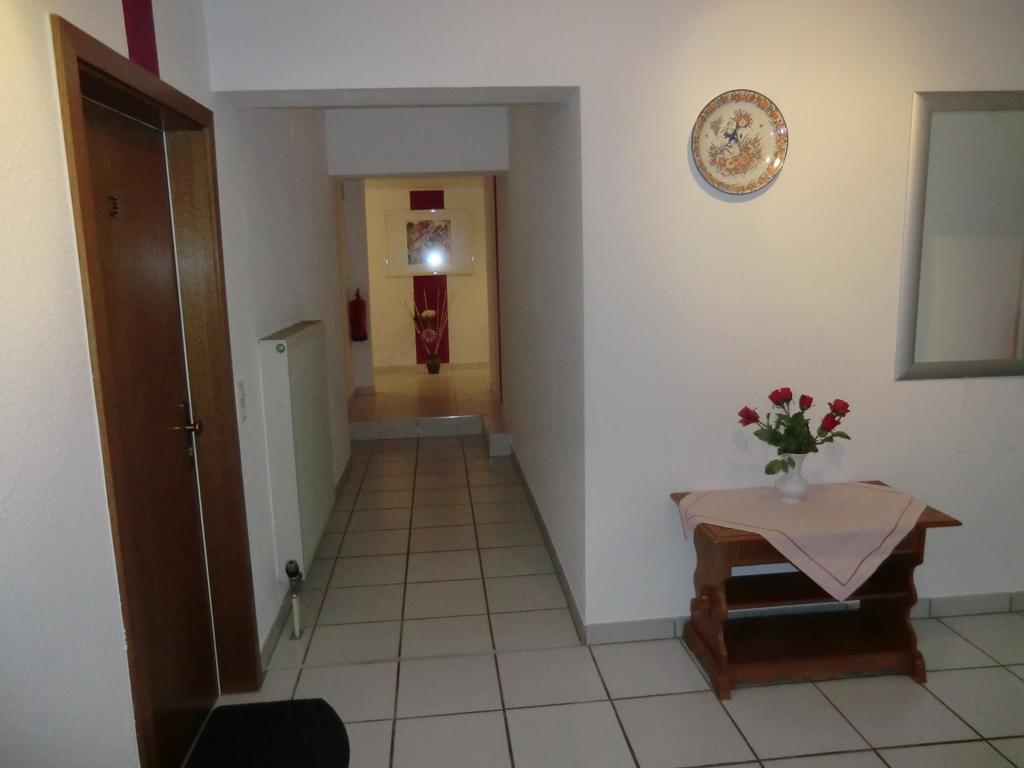 Hotel Garni Julia Linnich Bagian luar foto
