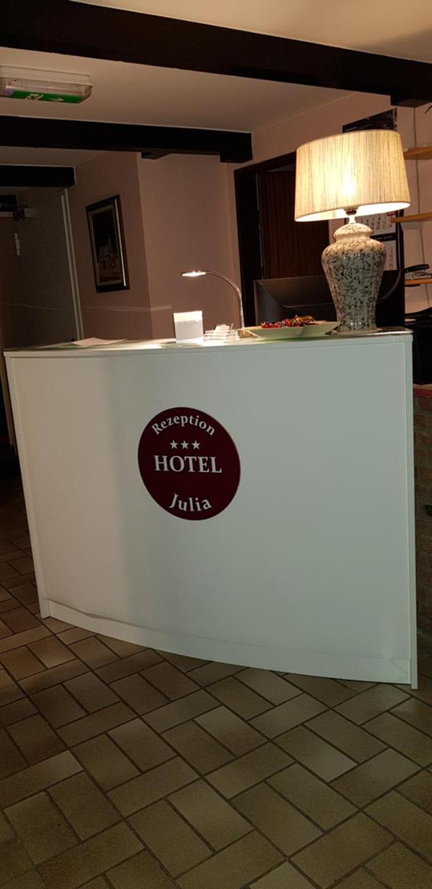 Hotel Garni Julia Linnich Bagian luar foto